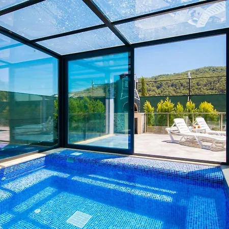 Dreamy With Private Pool And Jacuzzi In Kas Saribelen