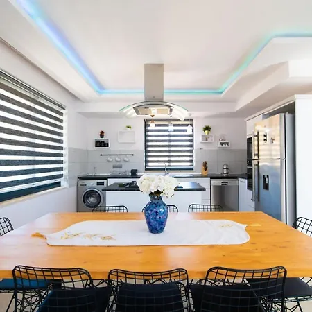 Dreamy With Private Pool And Jacuzzi In Kas Villa Saribelen