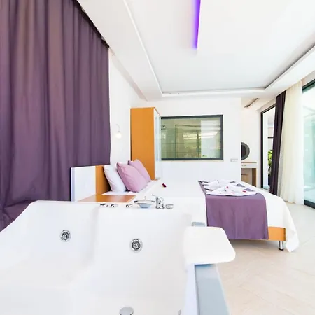Dreamy With Private Pool And Jacuzzi In Kas * Saribelen