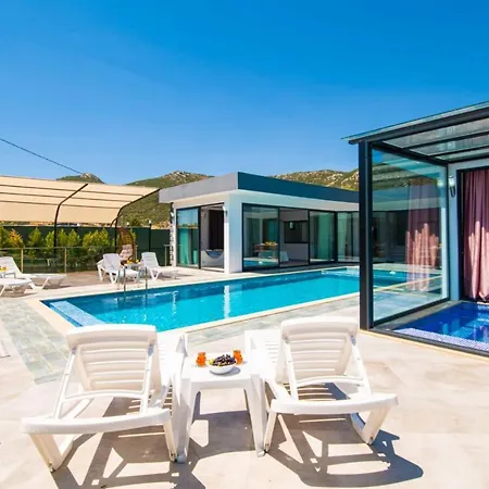 Dreamy With Private Pool And Jacuzzi In Kas